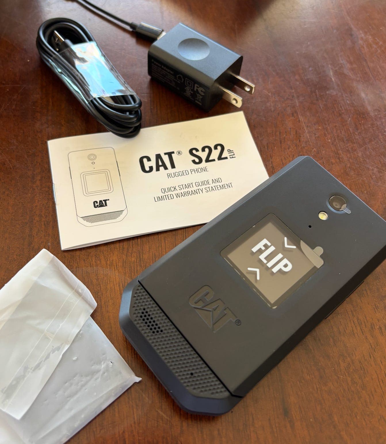 Why You Should Switch to a Dumb Flip Phone